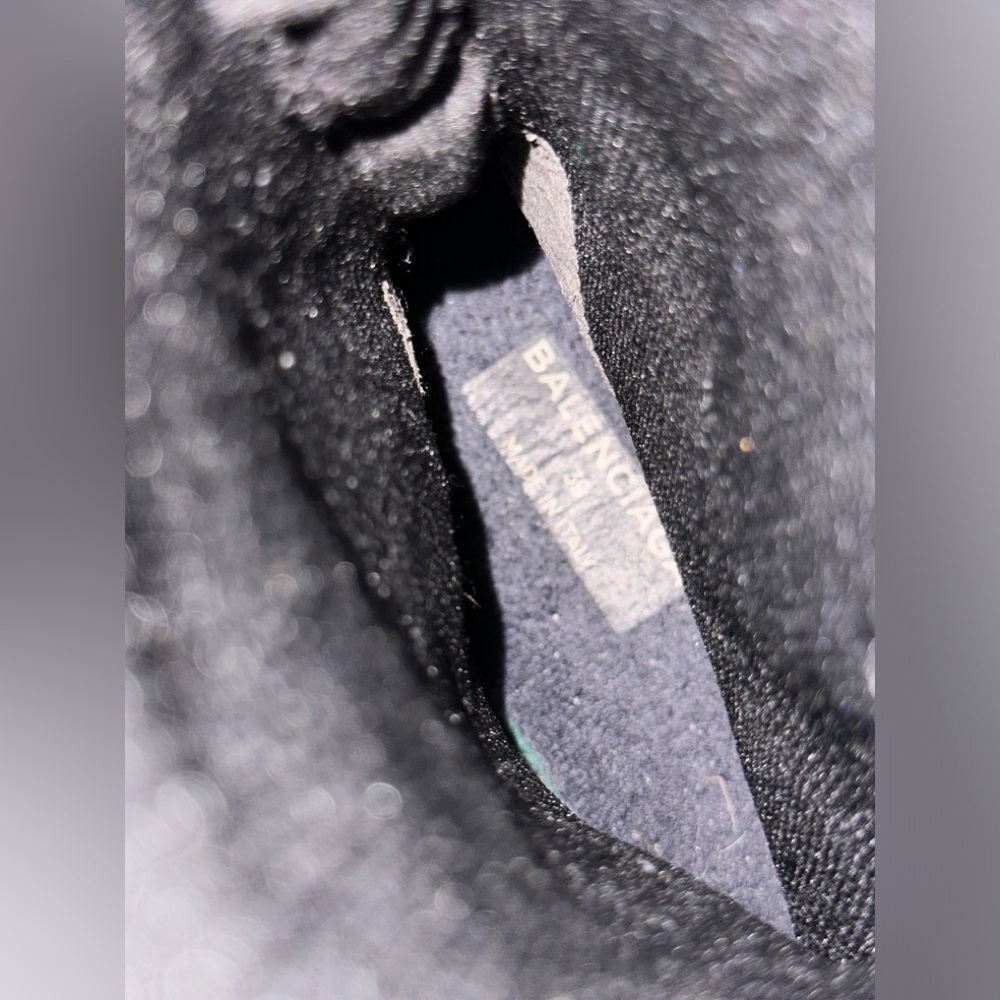 Balenciaga speed trainer in black cloth. Preowned, size 39.‎ - Picture 11 of 11